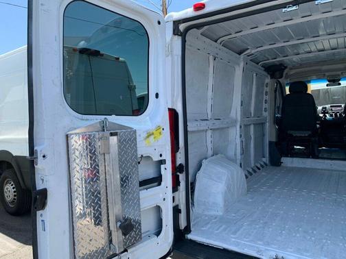 Bright White Clearcoat 2017 RAM ProMaster 1500 Low Roof