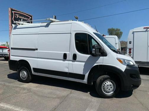 Bright White Clearcoat 2024 RAM ProMaster 3500 High Roof