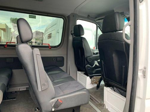2016 Mercedes-Benz Sprinter 2500