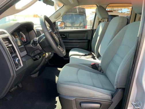Bright Silver Metallic Clearcoat 2017 RAM 1500 Tradesman