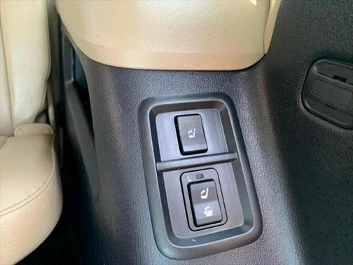 2015 Toyota Sequoia SR5