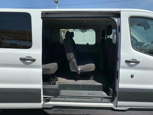 Oxford White 2018 Ford Transit-350 XLT