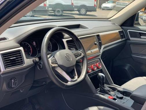 2021 Volkswagen Atlas 3.6L SE w/Technology