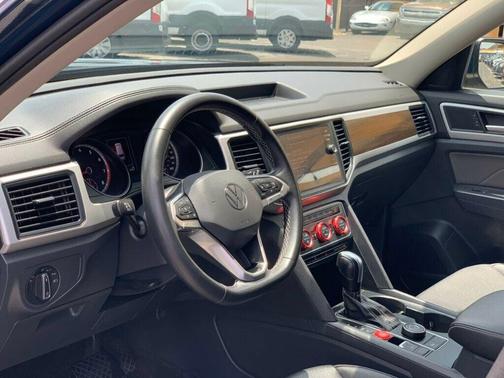 2021 Volkswagen Atlas 3.6L SE w/Technology