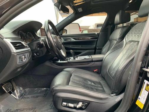 2019 BMW 740 740i M Sport pkg Heads-up display