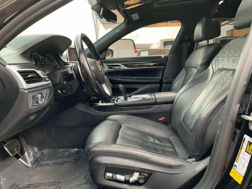 2019 BMW 740 740i M Sport pkg Heads-up display