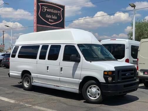 2013 Ford E350 Super Duty XL