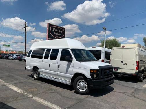 2013 Ford E350 Super Duty XL