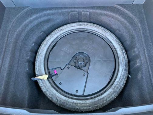 2015 Volkswagen Golf SportWagen TDI SE 4-Door