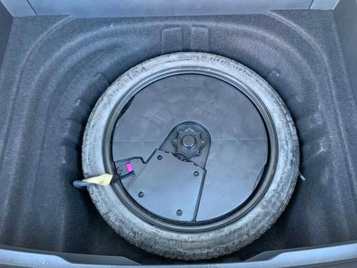 2015 Volkswagen Golf SportWagen TDI SE 4-Door