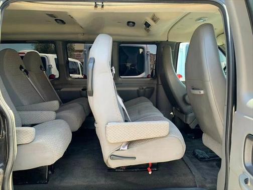2015 Chevrolet Express 2500 LT