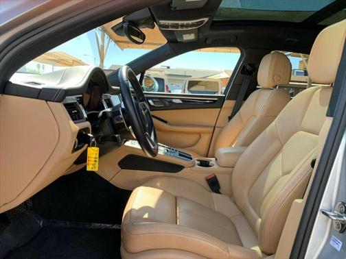 2017 Porsche Macan Base