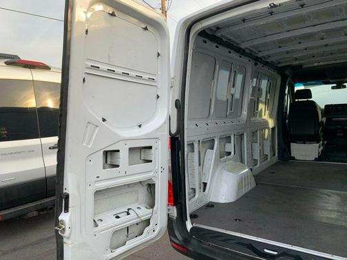 2022 Mercedes-Benz Sprinter 2500 Standard Roof