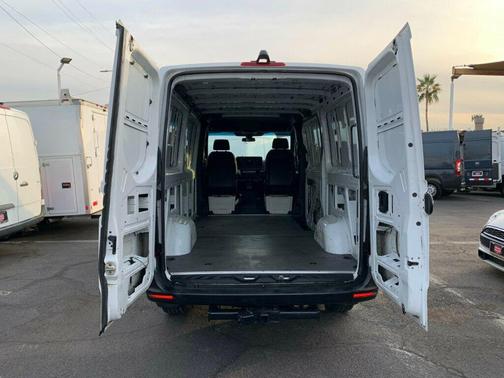 2022 Mercedes-Benz Sprinter 2500 Standard Roof