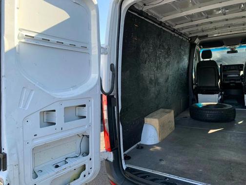 2019 Mercedes-Benz Sprinter 1500 Standard Roof I4
