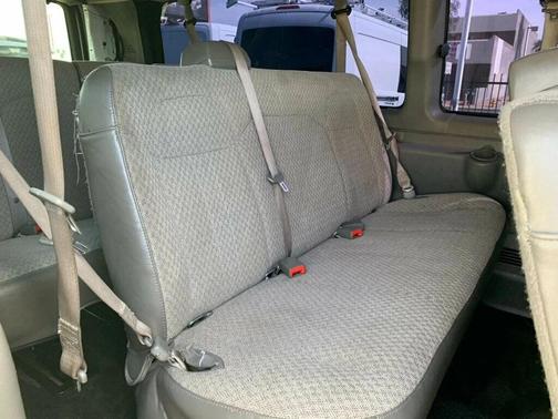 2017 Chevrolet Express 3500 LT