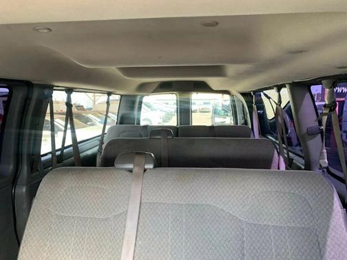 2017 Chevrolet Express 3500 LT