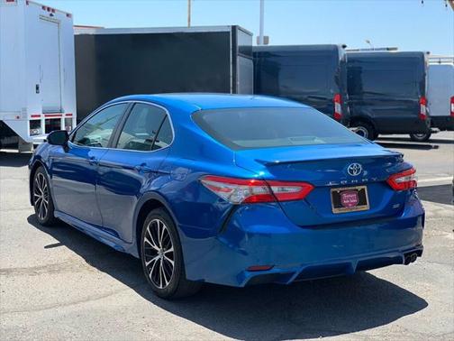 2018 Toyota Camry SE