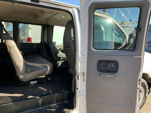 2019 Chevrolet Express 3500 LT