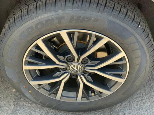 2019 Volkswagen Tiguan 2.0T SE