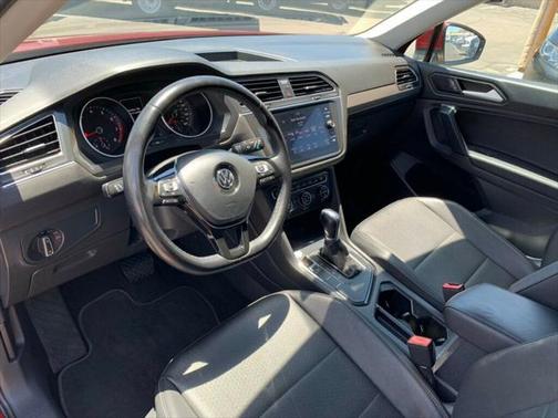 2019 Volkswagen Tiguan 2.0T SE
