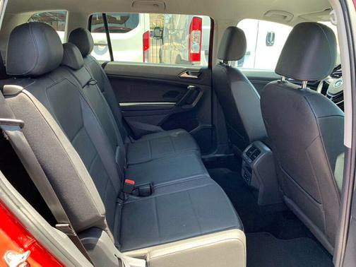 2019 Volkswagen Tiguan 2.0T SE