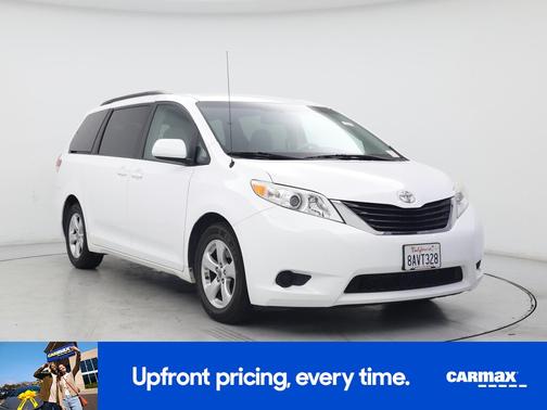 2014 Toyota Sienna LE