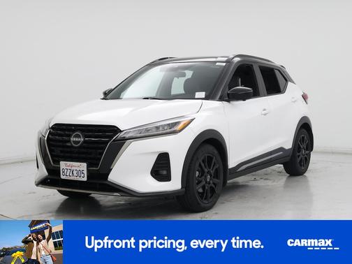 2022 Nissan Kicks SR