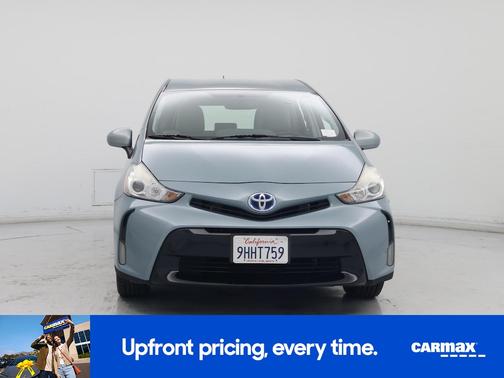 2015 Toyota Prius v Four