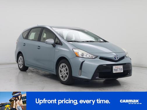 2015 Toyota Prius v Four