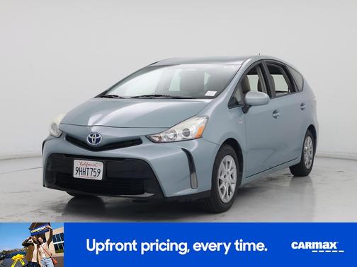 2015 Toyota Prius v Four