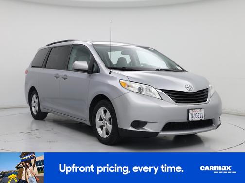 2014 Toyota Sienna LE