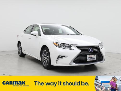 2018 Lexus ES 300h