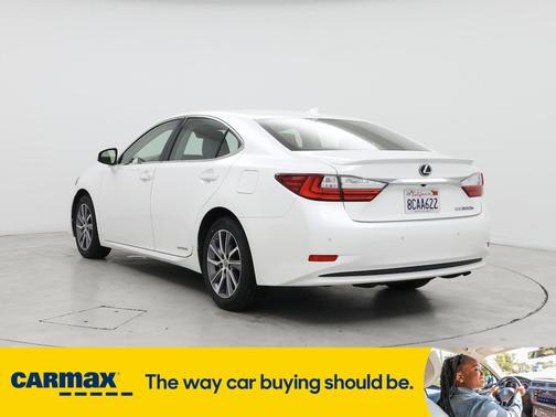 2018 Lexus ES 300h
