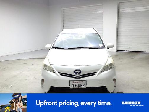 2014 Toyota Prius v Three