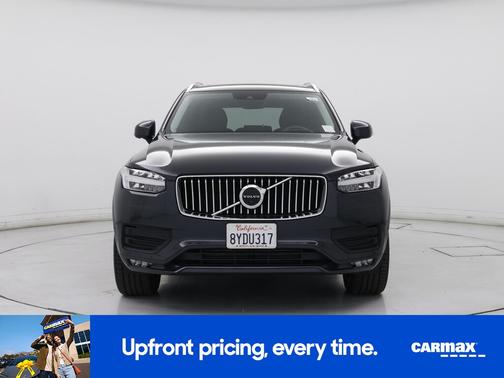 2022 Volvo XC90 T5 Momentum