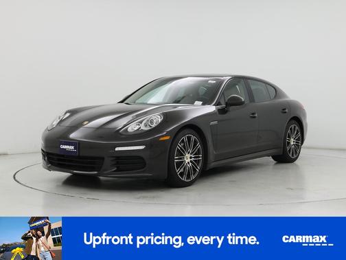 2016 Porsche Panamera 4
