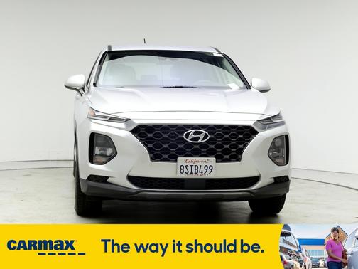 2019 Hyundai SANTA FE SE