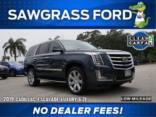 2019 Cadillac Escalade LUXURY