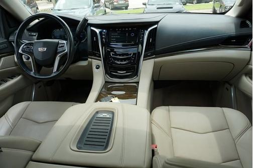 2019 Cadillac Escalade LUXURY