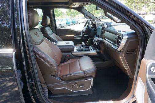 AGATE BLACK METALLIC 2024 Ford F-150 KING RANCH