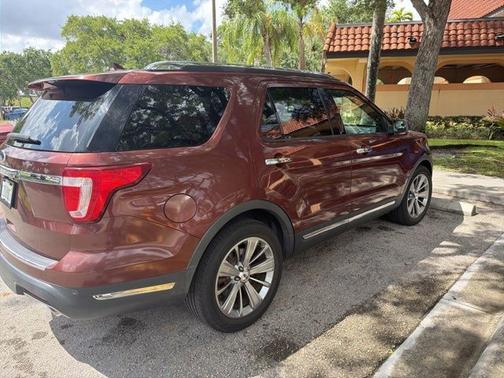 CINNAMON GLAZE METALLIC 2018 Ford Explorer LIMITED