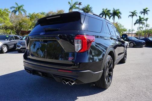 AGATE BLACK METALLIC 2023 Ford Explorer ST