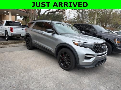 2022 Ford Explorer ST