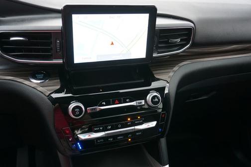 ICONIC SILVER METALLIC 2022 Ford Explorer LIMITED