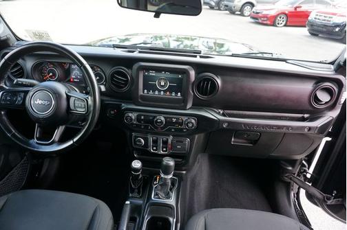 2022 Jeep Wrangler SPORT