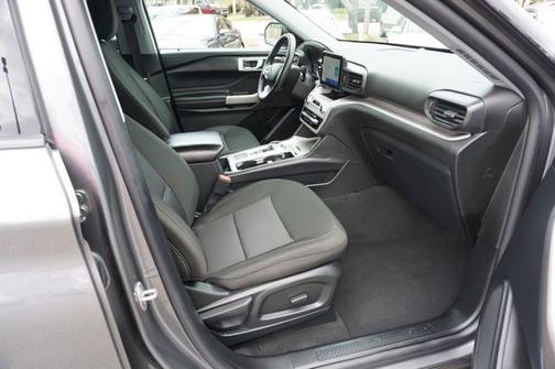 CARBONIZED GRAY METALLIC 2023 Ford Explorer XLT