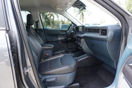 CARBONIZED GRAY METALLIC 2024 Ford Maverick LARIAT