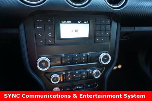 2022 Ford Mustang ECOBOOST