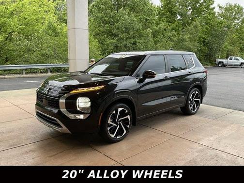 2022 Mitsubishi Outlander SE